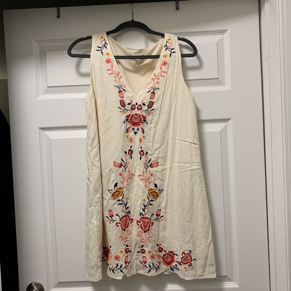 Altar'd State Dresses & Skirts - Floral Printed Dress